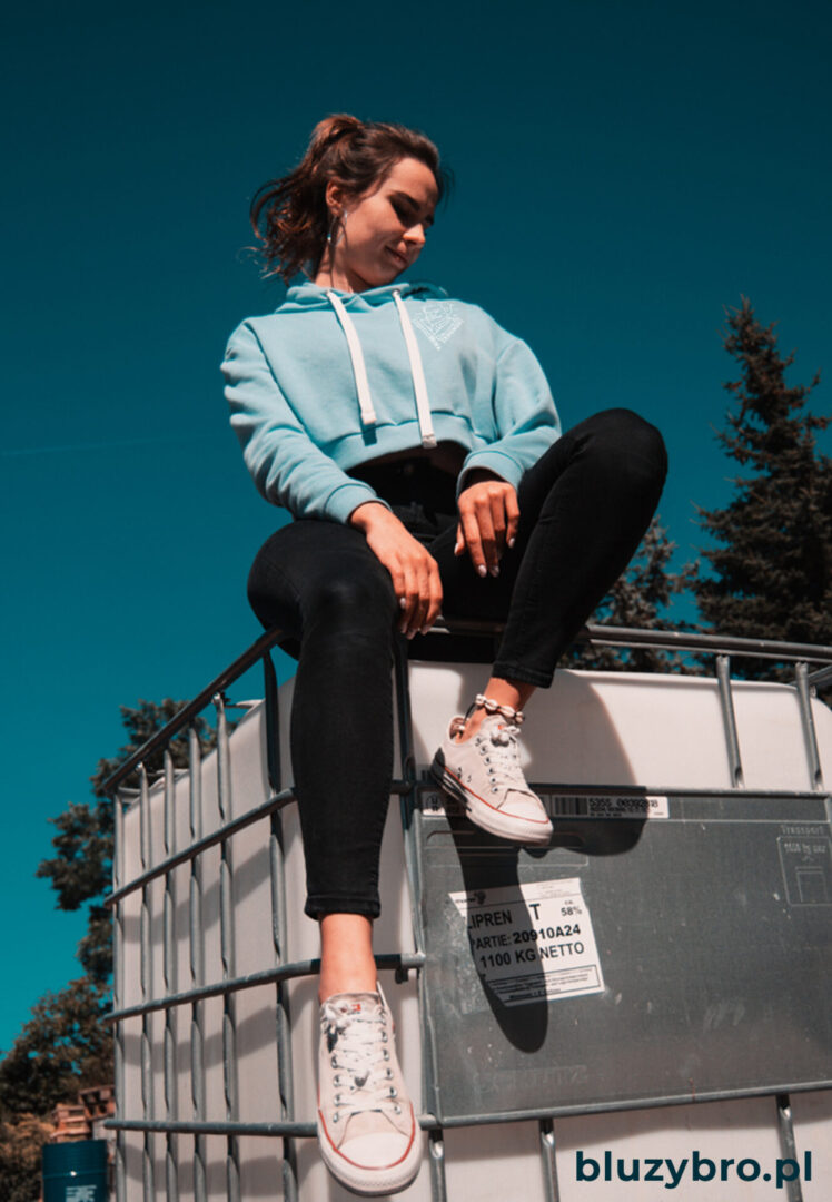 Bluza crop top "Żeromskiego" w Częstochowie